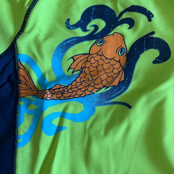 Kids Rash guard 4T - Picture 3 of 3